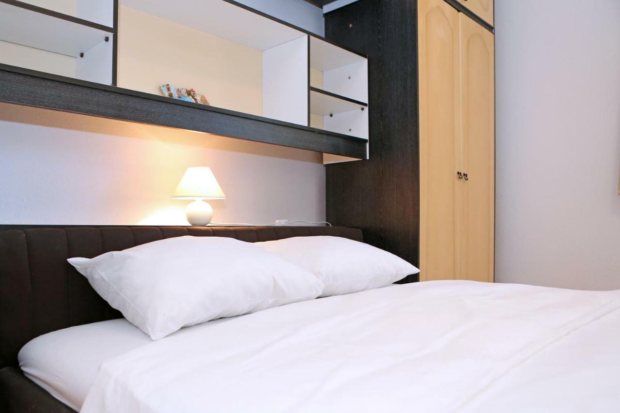 Apartman Charlie Vrsi Exterior foto